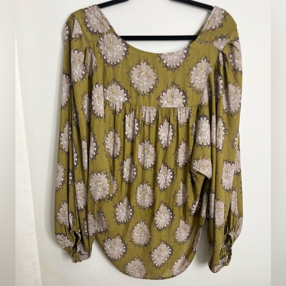 Free People Cowling around Cowl neck long balloon sleeve blouse - Picture 10 of 10